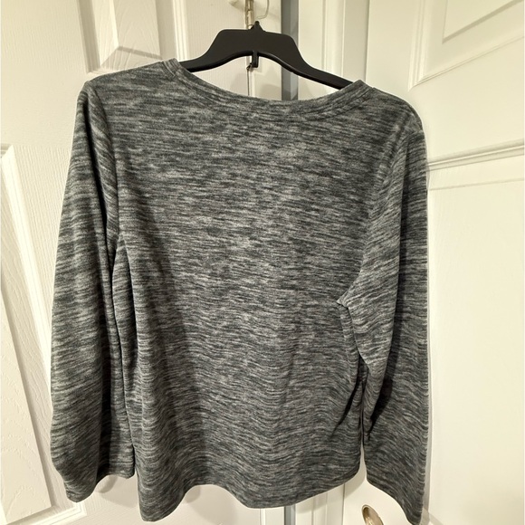 Karen Scott Sweatshirt in Charcoal Heather Gray.  Size XL.  100% Polyester. - Picture 2 of 4